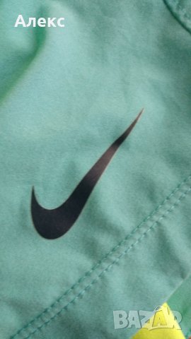 Nike - къси панталони, снимка 5 - Къси панталони и бермуди - 44673855