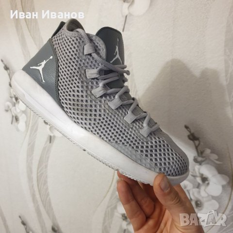 маратонки  JORDAN REVEAL Wolf Grey/ White  номер 40,5-41, снимка 13 - Маратонки - 39756700