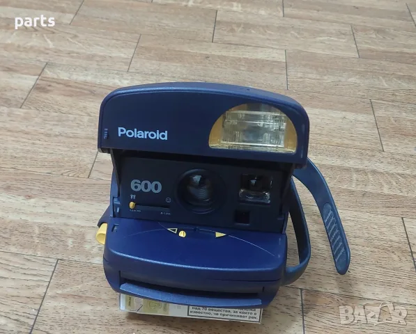 Фотоапарат Polaroid 600 Close Up 90те години , снимка 2 - Фотоапарати - 56261408