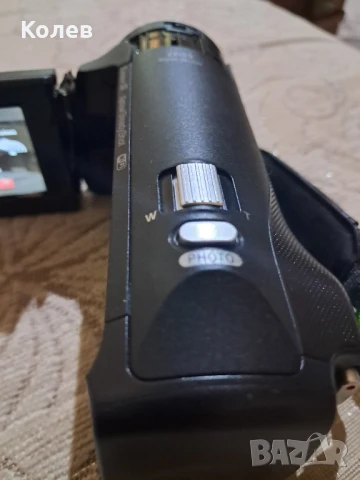 Видеокамера Sony HDR-PJ420, снимка 4 - Камери - 51319916