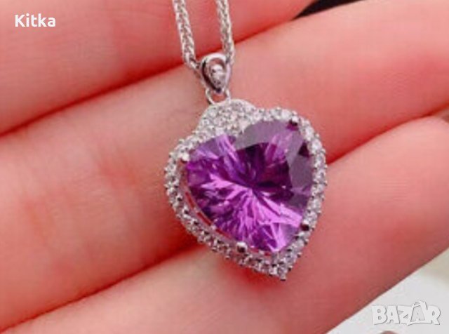 Колие с висулка красиво лилаво сърце