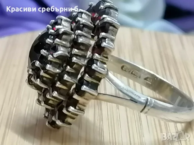 Винтидж  сребърен пръстен с естествени бохемски гранати, снимка 4 - Пръстени - 55740507