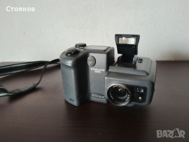 Камери Nikon COOLPIX 3500,3700,5600,P2,E-995, снимка 17 - Фотоапарати - 46492329