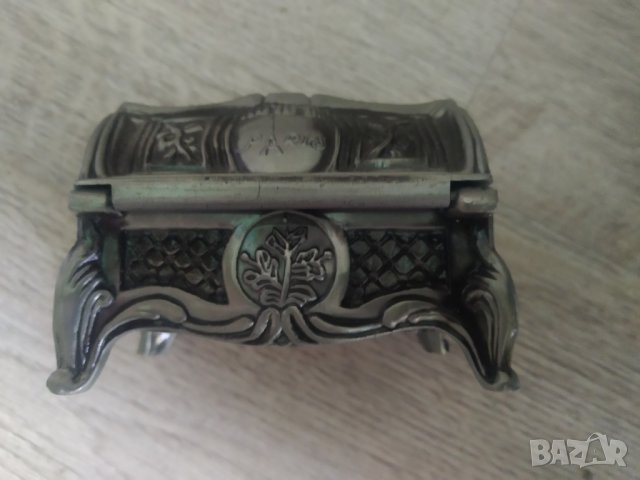 кутийка за бижута арт деко, снимка 2 - Други ценни предмети - 40611551