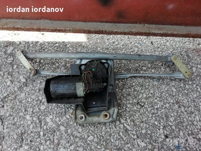 Моторче Предни Чистачки Форд Фиеста, снимка 2 - Части - 34083106