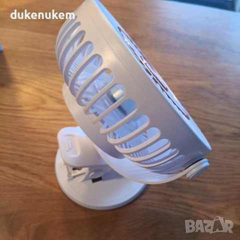 Преносим настолен вентилатор 3-в-1, 5 скорости, 720° въртене, LED дисплей, 2400mAh батерия, снимка 7 - Вентилатори - 52638139