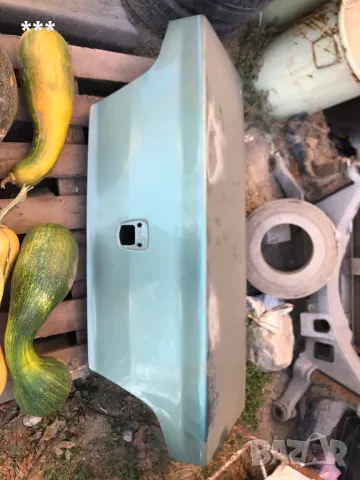 Продавам заден капак Пежо 406 седан фейслифт