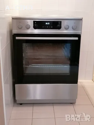 Готварска печка Горение,с керамични котлони, снимка 3 - Печки, фурни - 56058279