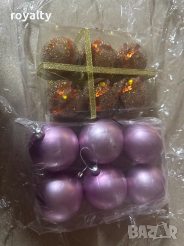 Комплект перлени коледни топки – 6 броя в различни цветове + подарък 6бр златисто блестящи топки, снимка 4 - Декорация за дома - 52249434