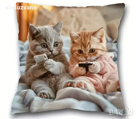 Калъфка Котенца с телефони