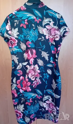 Цветна рокля, снимка 7 - Рокли - 49957821