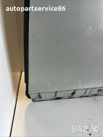 Задна лява врата бежова за Volvo XC60 2.0D (2011), снимка 3 - Части - 53742151