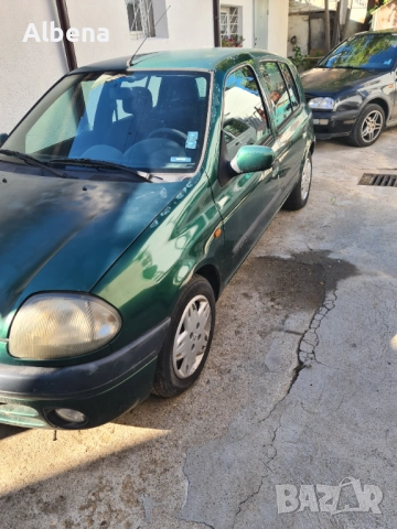 Рено клио 2 1.6 бензин 90кс, снимка 2 - Автомобили и джипове - 52593055