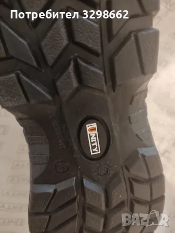 Продавам работни обувки , снимка 3 - Други - 47588613