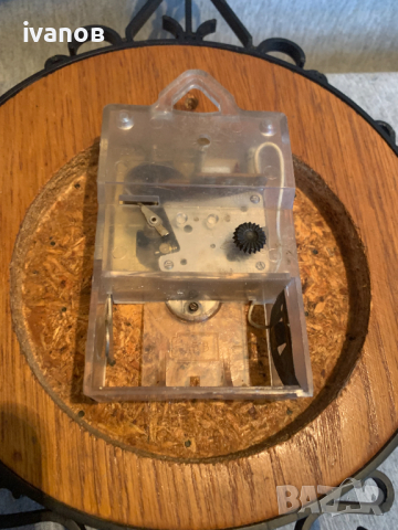 часовник янтарь , снимка 5 - Антикварни и старинни предмети - 44629145