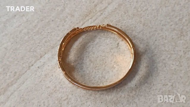 Swarovski Fiction метална гривна Women's Metal Crystals Bracelet, снимка 7 - Гривни - 39823247