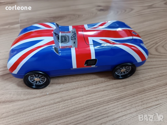 Ламаринена кутия за моливи под формата на количка, снимка 3 - Колекции - 52592476