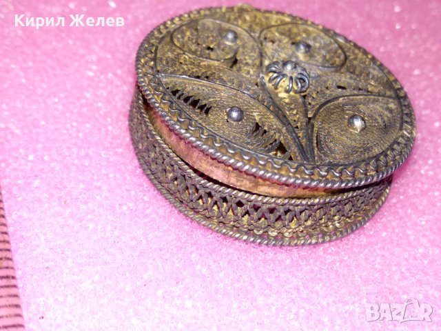 СТАРИННА АЖУРНА СРЕБЪРНА КУТИЙКА МЕДАЛЬОН ФИЛИГРАННО СРЕБРО ВИСОКА ПРОБА РЪЧНА РАБОТА УНИКАТ 43079, снимка 9 - Антикварни и старинни предмети - 44394170