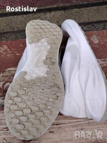 Nike за бягане , снимка 4 - Маратонки - 52092559