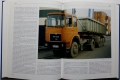 Книга с историята на товарните автомобили камиони Deutsche Nutzfahrzeuge von 1945 bis heute MAN VW, снимка 11