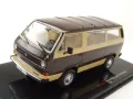 Volkswagen T3 Caravelle Bus 1981 - мащаб 1:43 на IXO моделът е нов в PVC дисплей-кейс VW Transporter, снимка 7