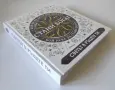 СТАНИ БОГАТ: Светът в ръцете ти, снимка 3