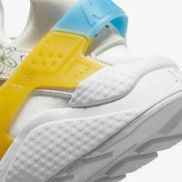 Дамски маратонки Nike AIR Huarache, снимка 9 - Маратонки - 38855135