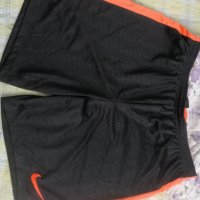 Къси панталони nike dri-fit, снимка 1 - Спортни дрехи, екипи - 41741974