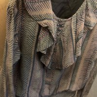 Продавам елегантна блуза от 100 процента естествена коприна . , снимка 2 - Блузи с дълъг ръкав и пуловери - 39932599