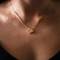 Колие Ван Клееф, VCA, Van Cleef & Aparels, снимка 1 - Колиета, медальони, синджири - 41859602