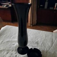 Продавам комплект ваза и пепелник, снимка 1 - Вази - 39802289