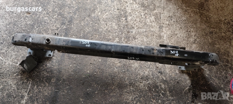 Основа предна броня Peugeot 307 - 40лв, снимка 1