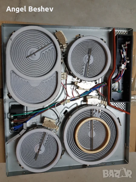 Стъклокерамичен плот SAMSUNG C61RCCN - на части, снимка 1