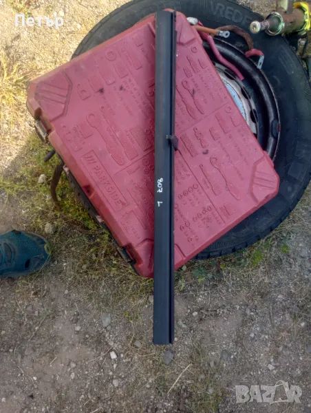 Щора задна лява в багажника ситроен ц8 Пежо 807 ланчия федра , снимка 1