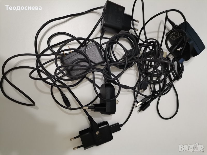 Зарядни устройства, снимка 1