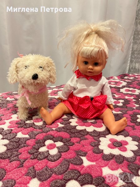 Кукла с подарък кученце, снимка 1