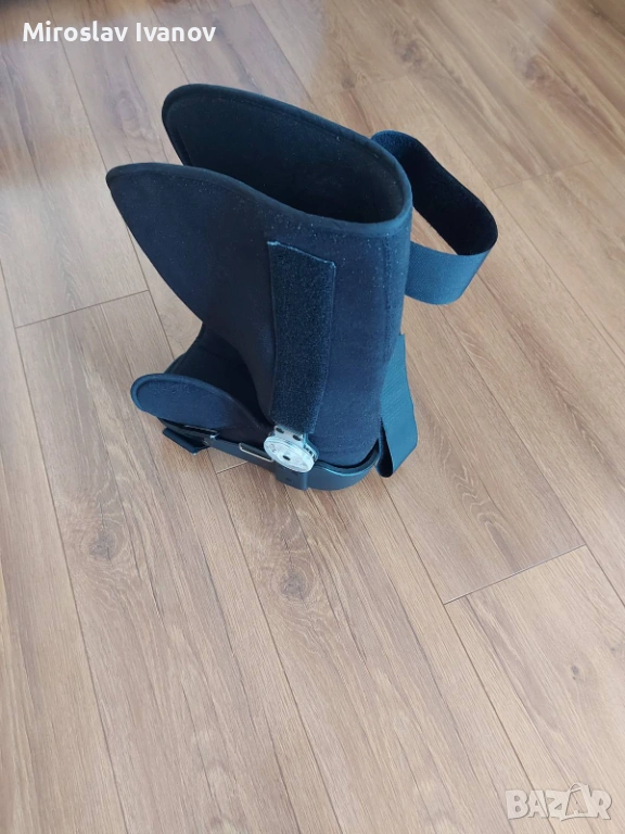 Ботуш за глезенна става - Protect ROM Walker, за ляв и десен крак + бонус патерици, снимка 1