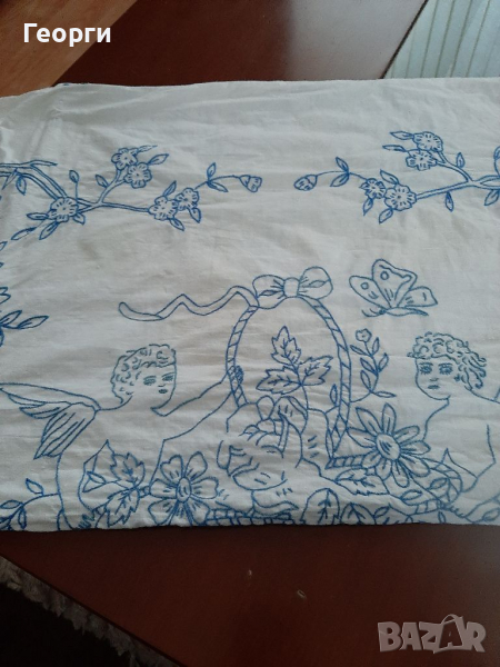 Бродирана калъфка с ангелчета, снимка 1