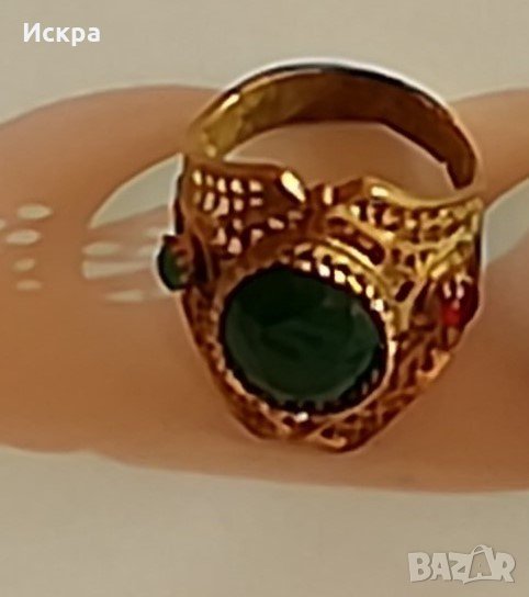 Пръстен с естествени камъни, снимка 1