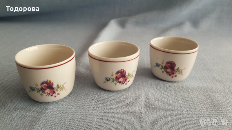 3 порцеланови чашки-Разград, снимка 1