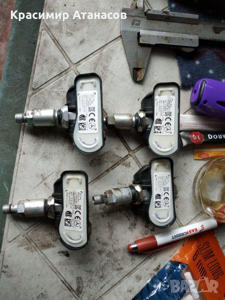 Датчици за налягане в гумите Mercedes, снимка 1