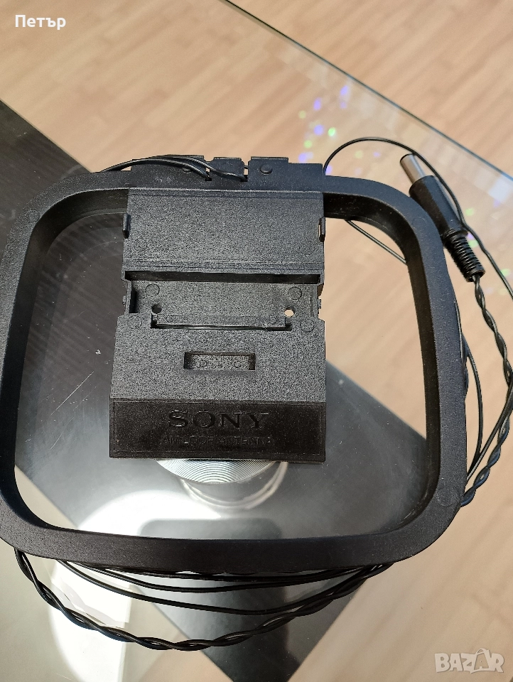 Продавам оригинална FM антена за дигитален тунер Sony, снимка 1