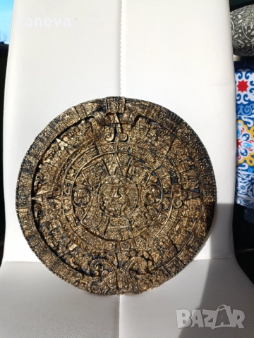 Календар на маите , известен също като " Ацтекския камък на Слънцето". , снимка 6 - Статуетки - 52643323