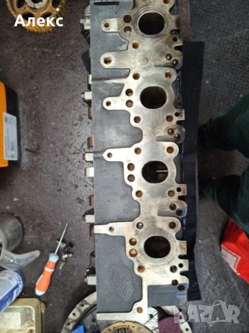 Продавам цилиндрова глава 2Lt, снимка 7 - Части - 53645638