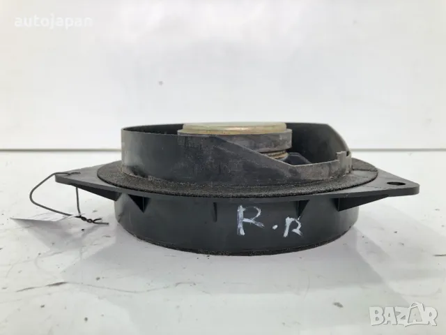 Заден десен говорител  Toyota Avensis Verso 2.0 D 116hp 1CD, снимка 2 - Части - 47304311