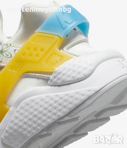 Дамски маратонки Nike AIR Huarache, снимка 9 - Маратонки - 38855135