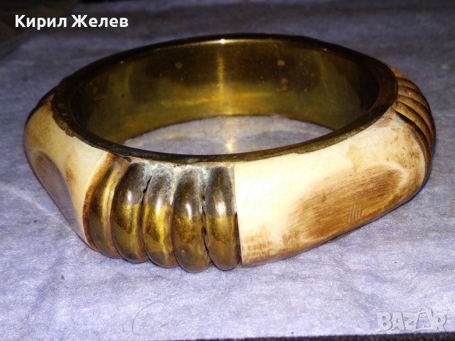 СТАРА БРОНЗОВА ТИБЕТСКА ЕТНОГРАФСКА ГРИВНА ИНКРУСТИРАНА с РЪЧНО ШЛИФОВАНА КАМИЛСКА КОСТ 2225, снимка 11 - Антикварни и старинни предмети - 41145888