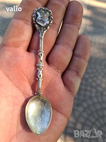 Малка сребърна лъжичка , снимка 1 - Други ценни предмети - 41742096