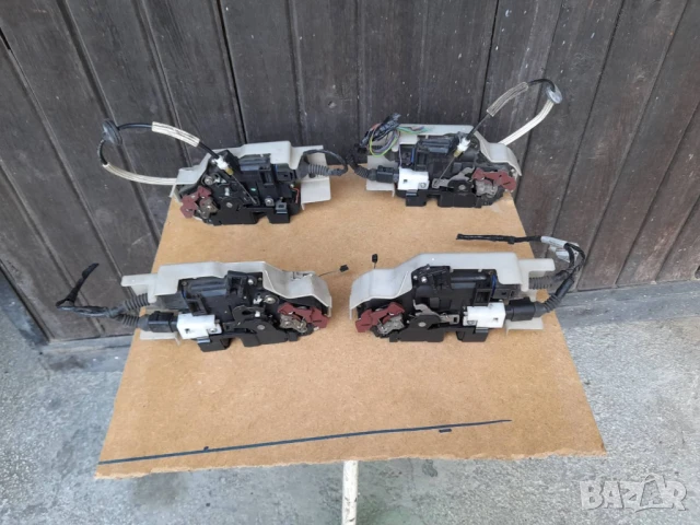 Брава  врата Volkswagen Touareg , снимка 8 - Части - 50639724