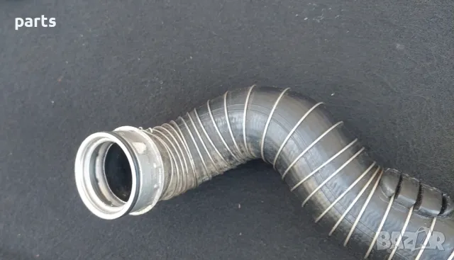 Маркуч Турбо Мерцедес C класа W203 , снимка 4 - Части - 49759030